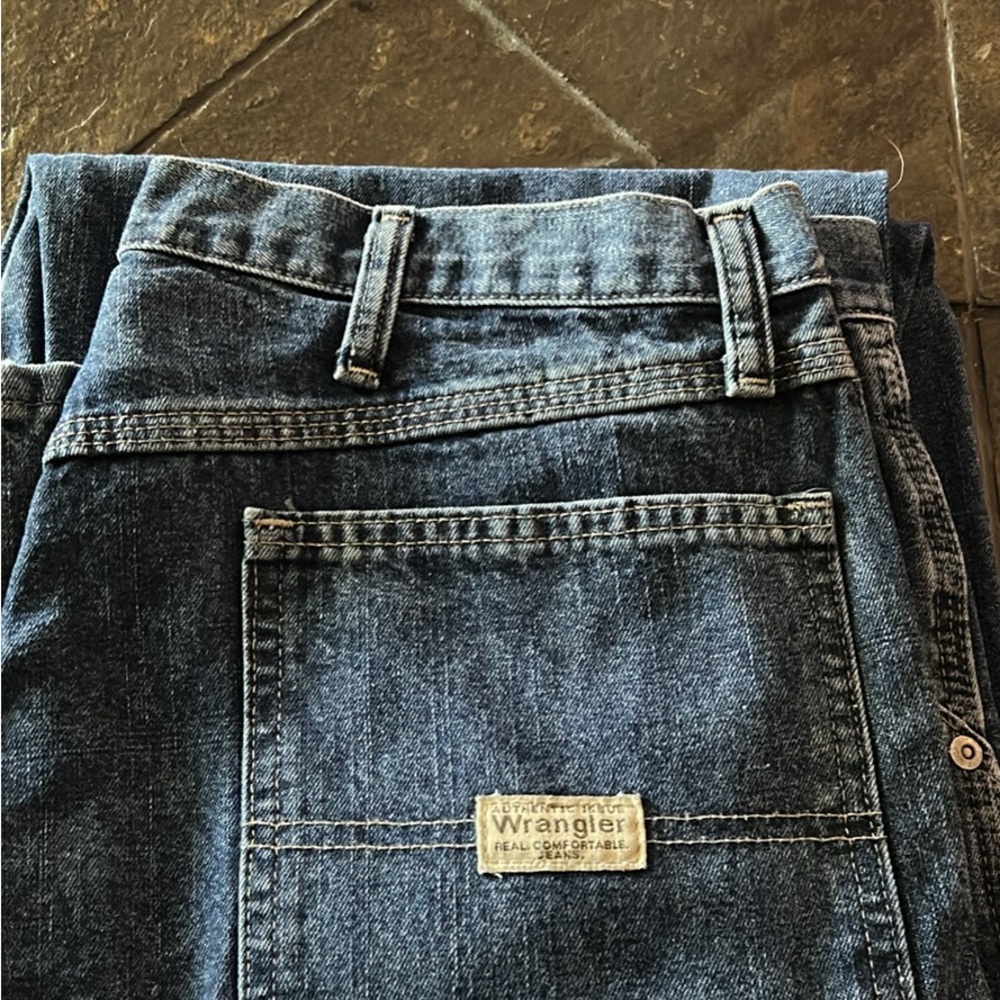 Wrangler carpenter Blue Relaxed Fit Jeans with Vintage Appeal 36 x 30